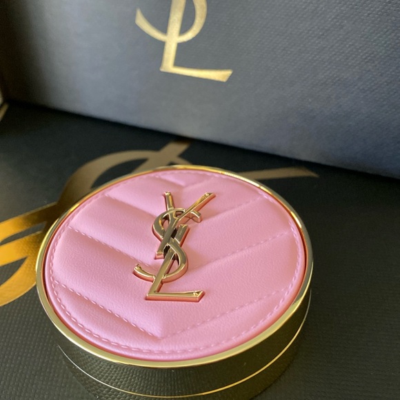 YSL Make Me Blush Bold Blurring Blush - Picture 1 of 5